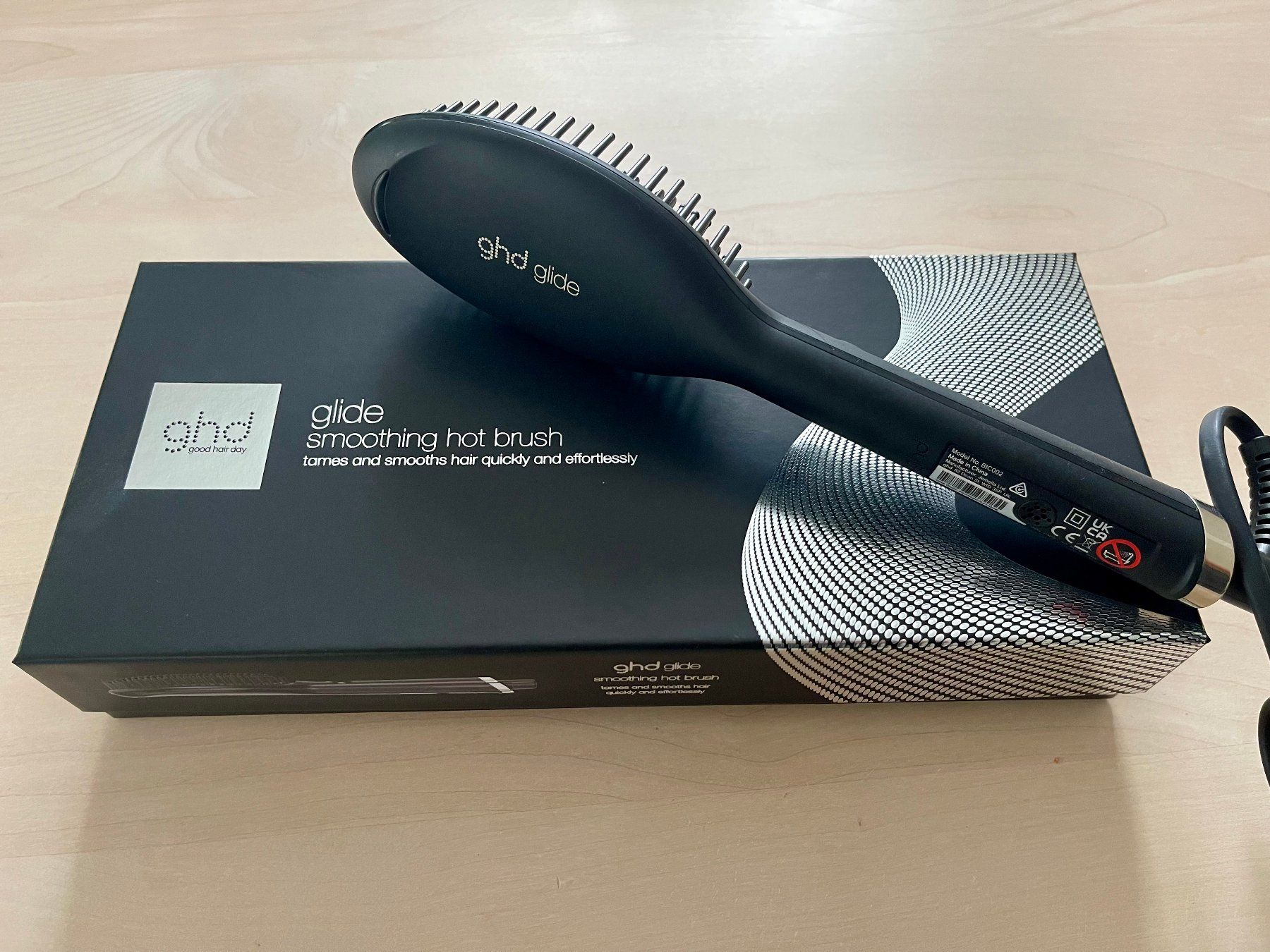 Altro per la cura dei capelli: ghd Glide Hot Brush – Usato da Bern venduto da aurora030 2