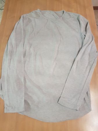 Pull léger gris clair taille S