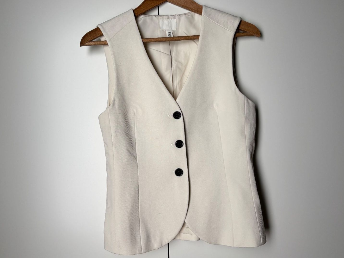H&M Gilet & Giacche senza maniche: White Tailored Waistcoat – Usato da Zürich venduto da Katie8810