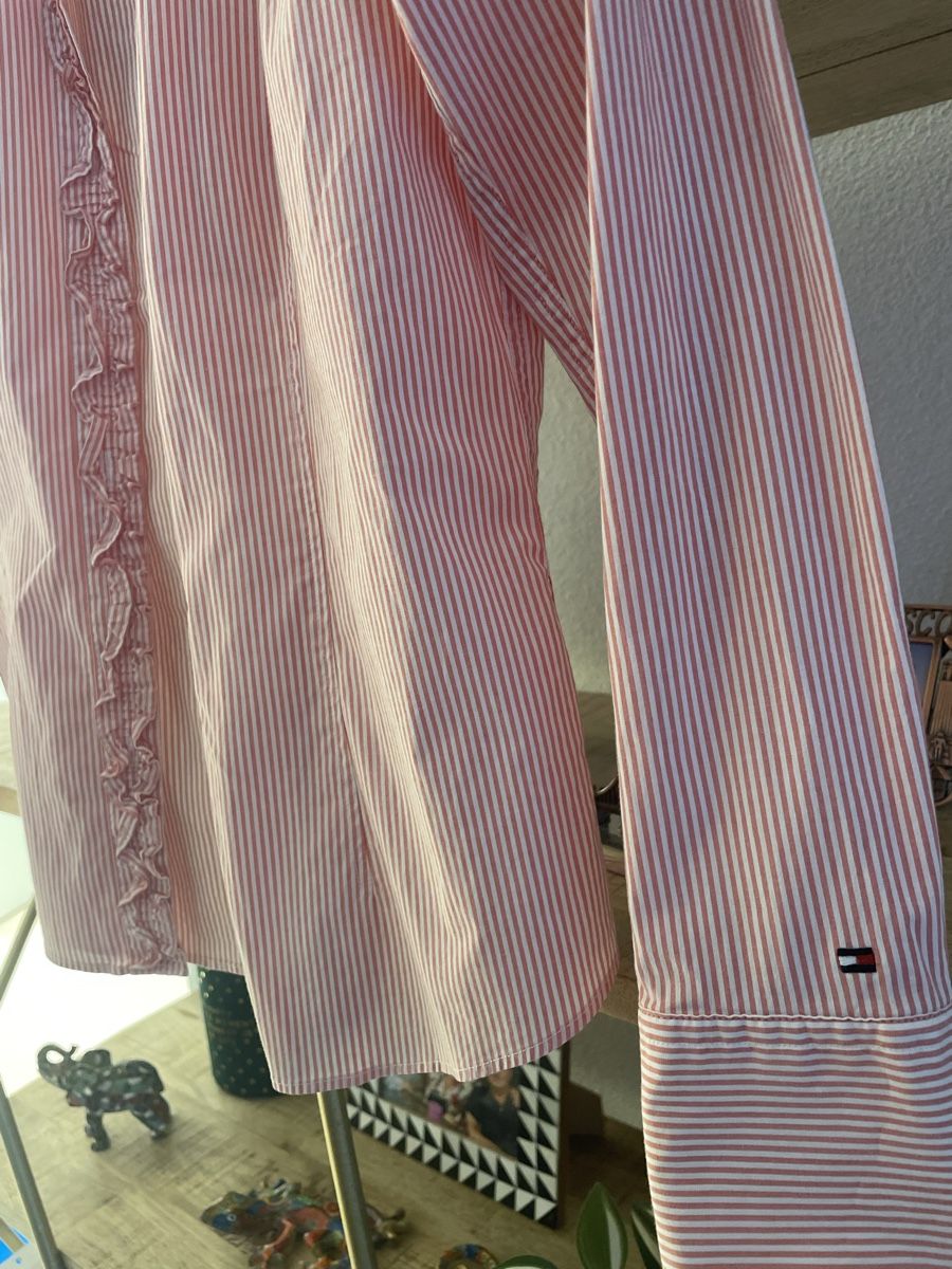 Tommy Hilfiger Blusen: Tommy Hilfiger Bluse Gr. 4, Top Zustand – Gebraucht aus Samstagern von jeh_9jxl 1