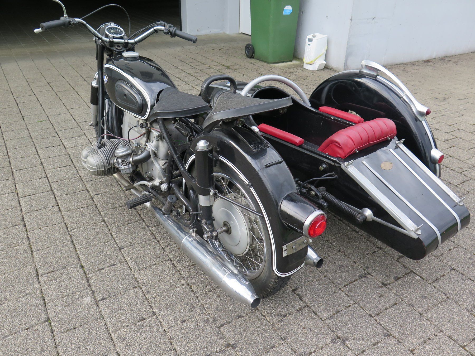 BMW Sidecar: BMW Seitenwagen R 60 – Usato da Meisterschwanden venduto da Curriculum 2