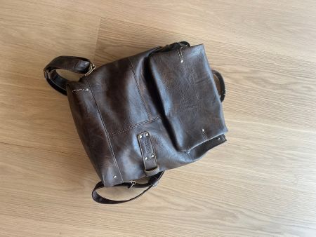 Dunkelbrauner Rucksack ZWEI