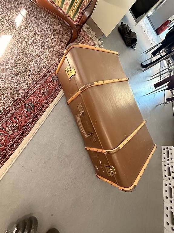 Valises de voyage: Überseekoffer Antik – D'occasion à Gümligen par dav_s5rr 3