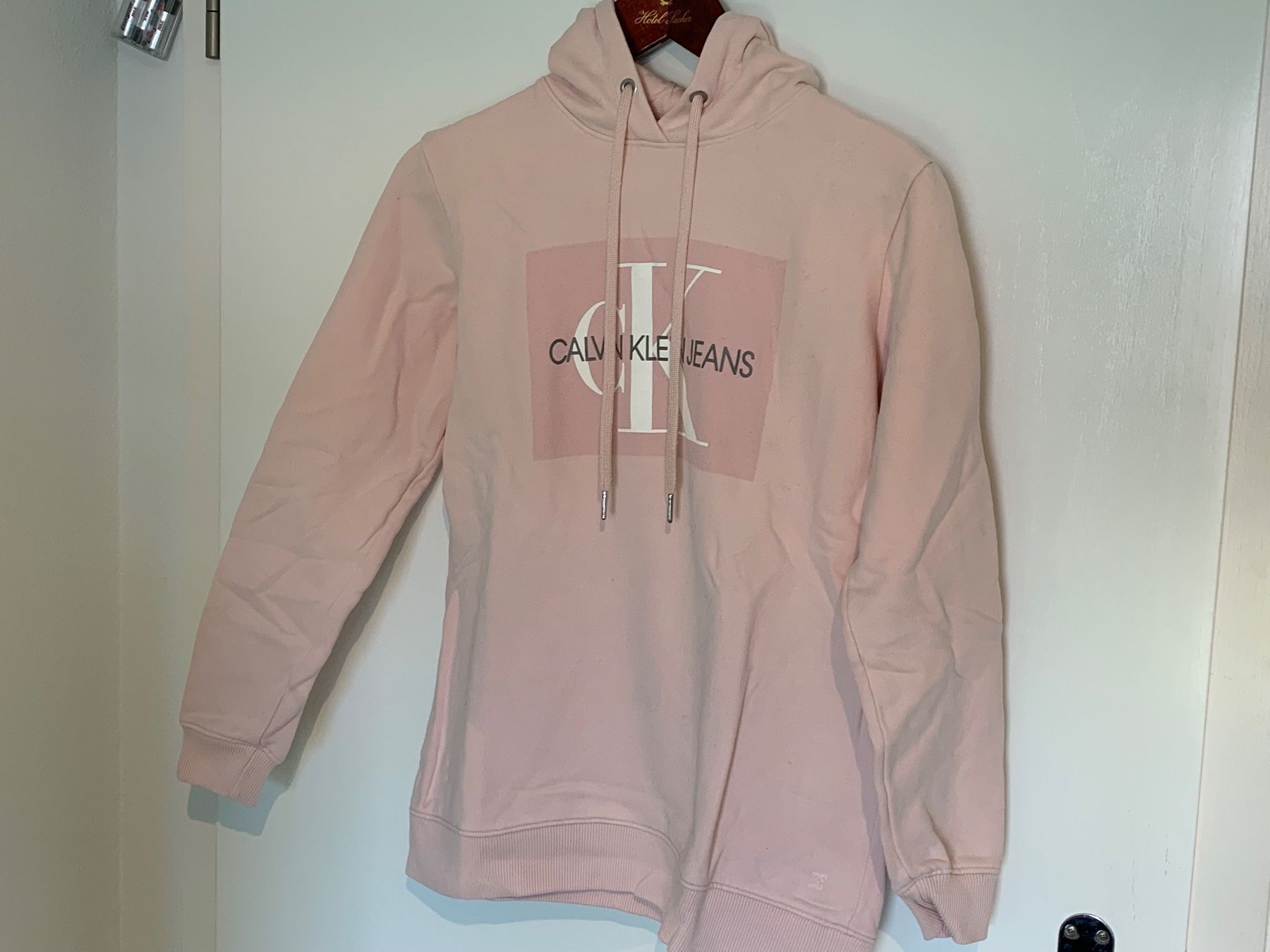 Calvin Klein Pullover & Sweatshirts: CALVIN KLEIN PULLOVER GROSSE S (ROSA) – Gebraucht aus ZUFIKON von SULMI01 1