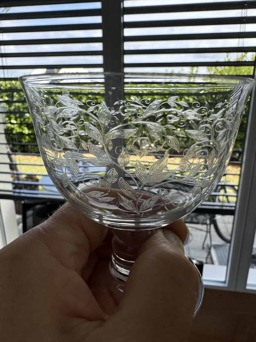 Gläser: 6x Dessertkelch mit Blumenmuster baccarat? – Gebraucht aus Lanzenhäusern von Galaa 6