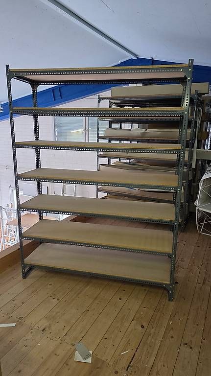 Scaffali: Stabile Gestelle zu verkaufen. – Usato da Ebikon venduto da Abacus06 1