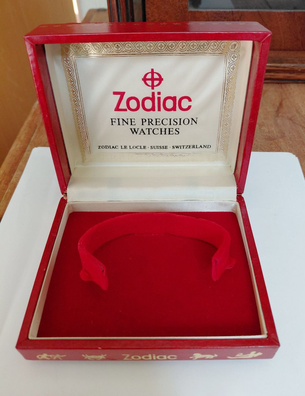 Zodiac Orologi: Zodiac Box Watch vintage – Usato da S. Vittore venduto da Gmg70 1