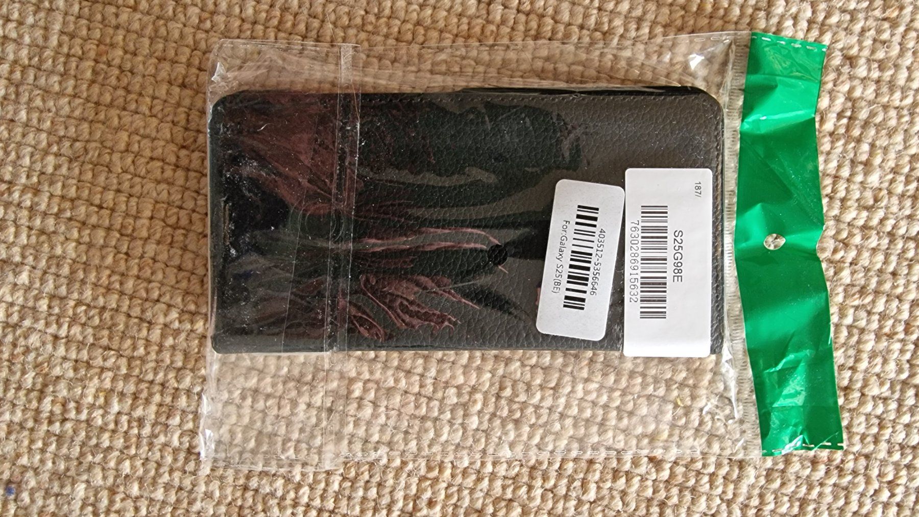 Samsung Coques & Protection écran: Etui pour Smartphone – Neuf avec emballage d'origine à Le Mont-sur-Lausanne par carinebd