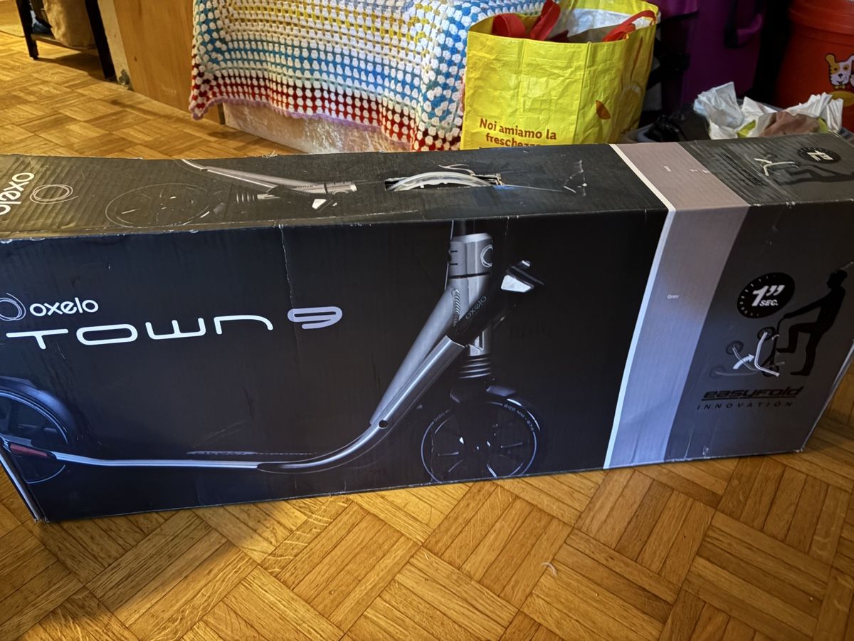 Veicoli per bambini: Trottinette électrique – Nuovo e nell'imballaggio originale da Estavayer-le-Lac venduto da aud_vxr5 1