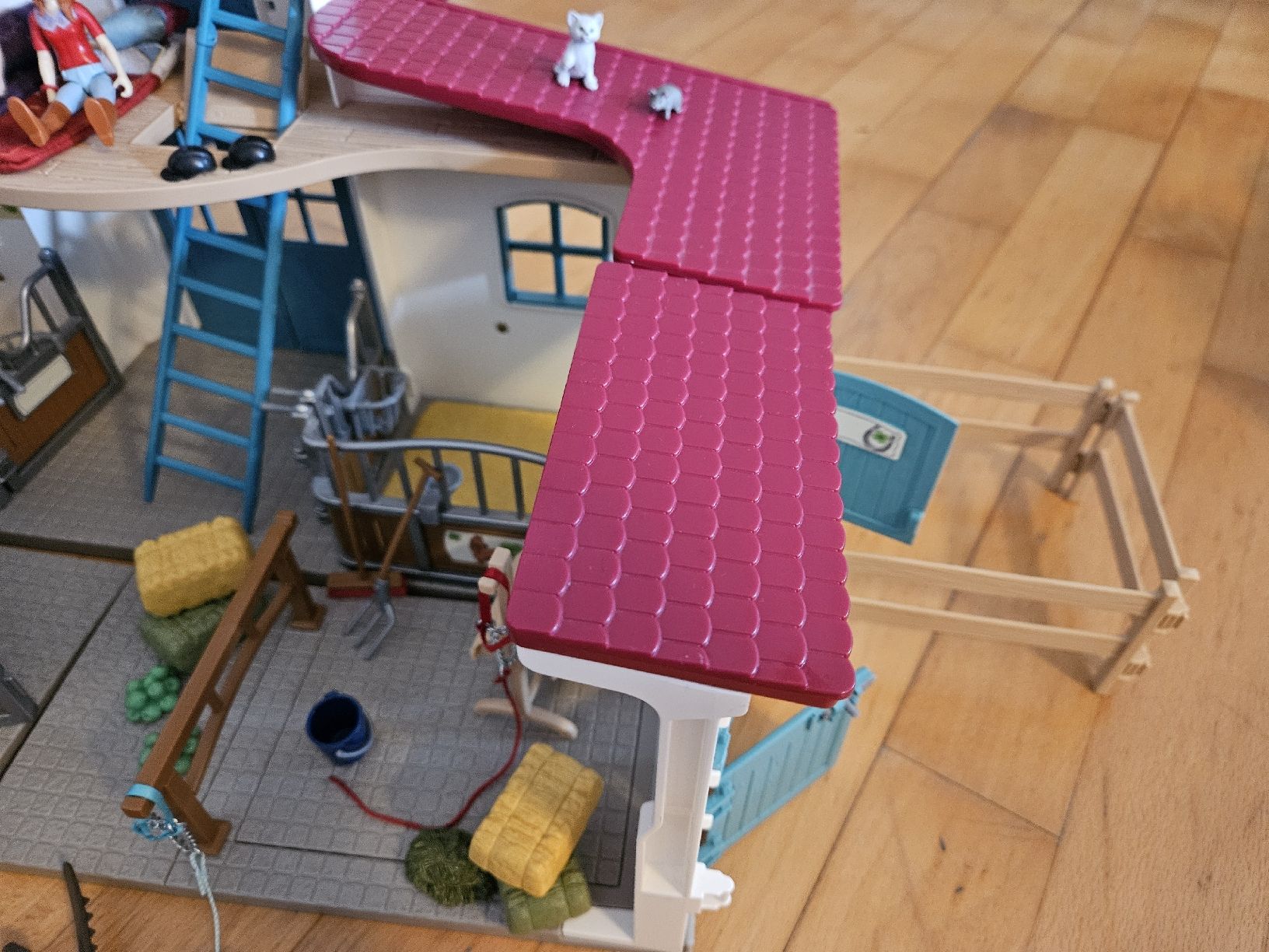 Schleich Giocattoli: Schleich Horseclub Stall – Usato da Sissach venduto da Nolle7 2