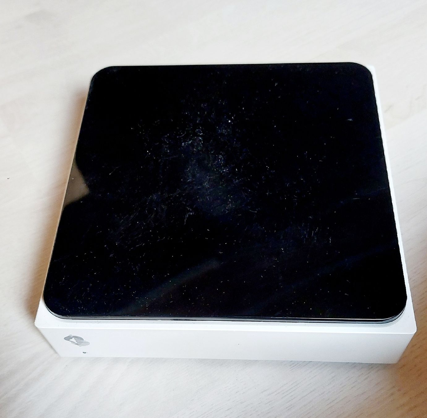 Swisscom Modems & Router: Swisscom TV Box IP1200 - et autre accessoires – Gebraucht aus Bremblens von Ampoule_jaune