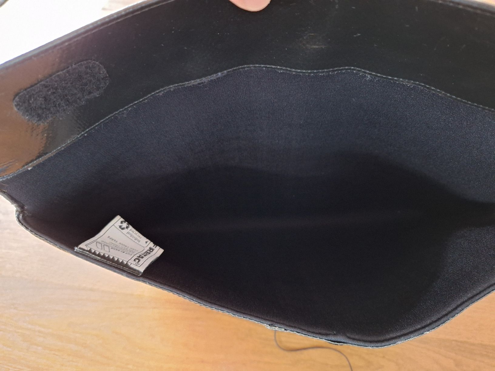 Freitag Borse: Freitag Laptophülle in schwarz Neu – Nuovo (secondo la descrizione) da Selzach venduto da Stony17 2