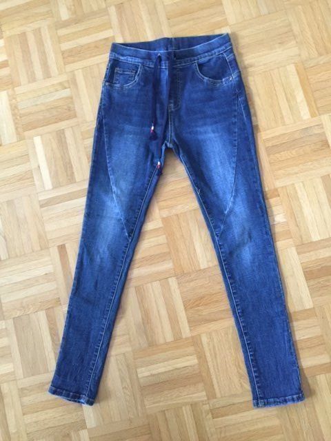 Jeans: Jeans mit Kordel Gr. S, Neu! – Nuovo (secondo la descrizione) da Walenstadt venduto da ricamul