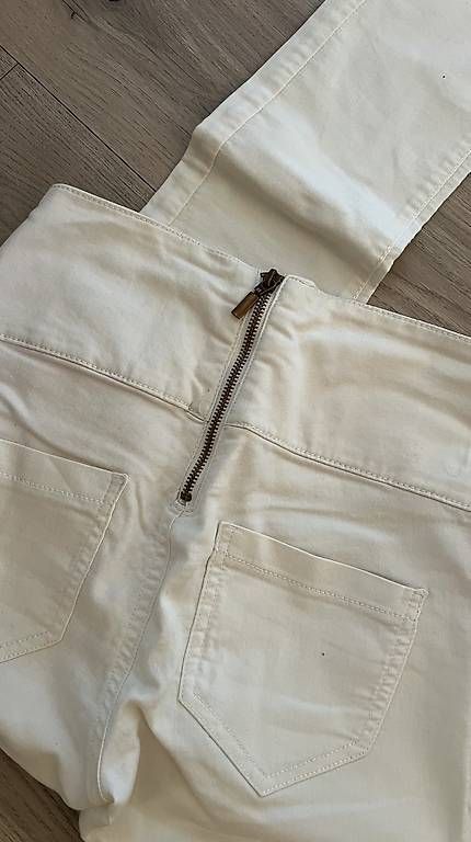 Topshop Pantaloni: Jeans neu - free shipping – Usato da Ringgenberg BE venduto da kat_n5w8 1