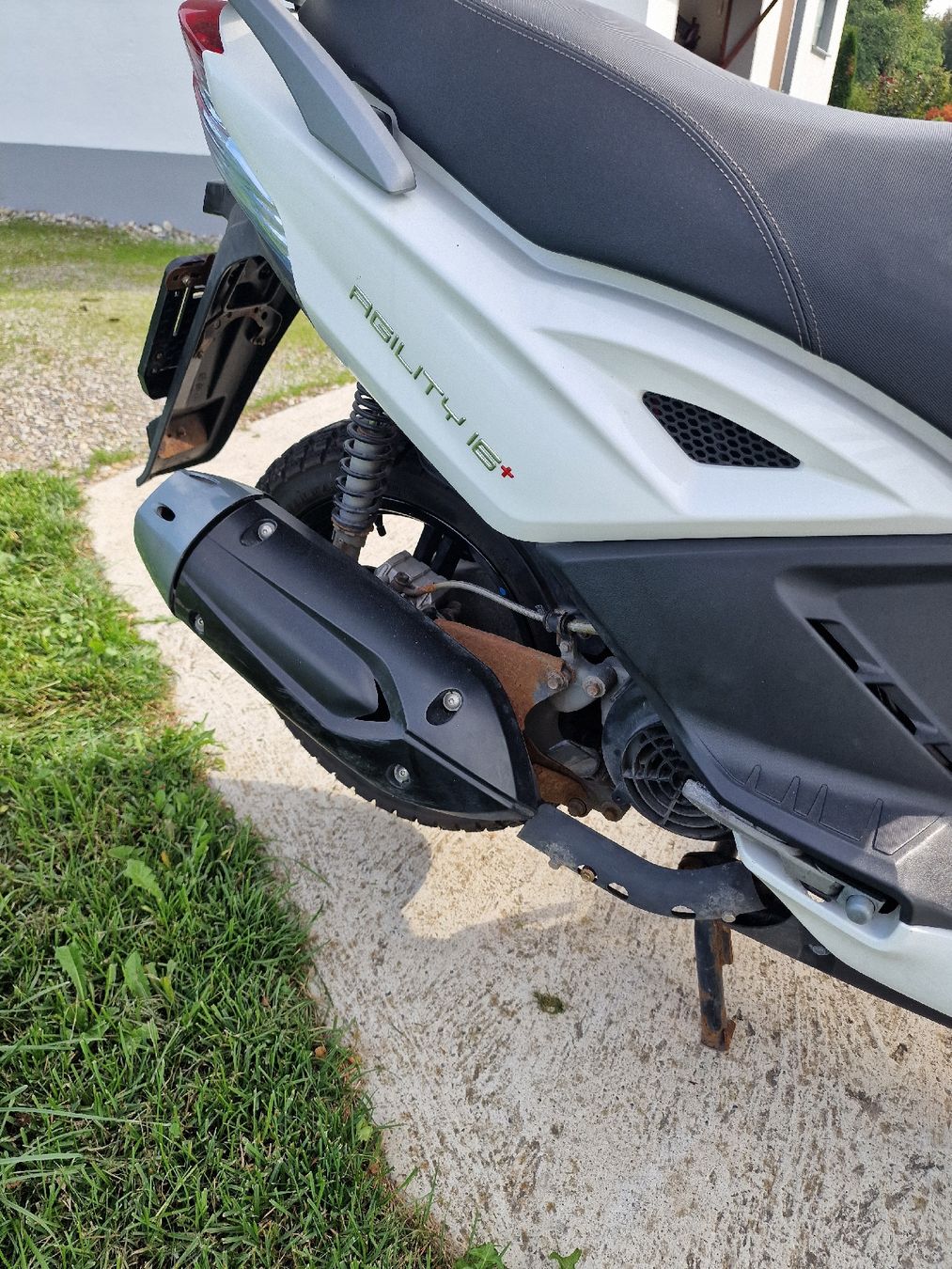 Kymco Scooters: Kymco Roller 125 – D'occasion à Niederbüren par Geeo 2