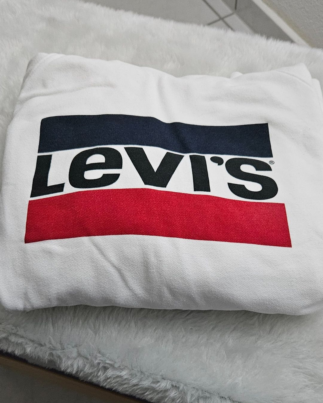 Levi's Pulls & Sweat-shirts: Kaputzenpullover gr. S, Levis – D'occasion à Wohlen AG par france19m 2