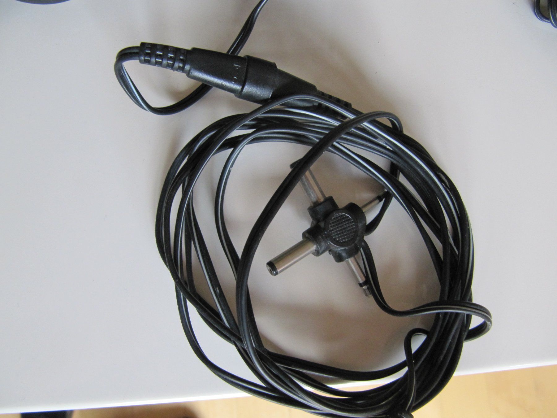 Caricabatterie: Diverse Netzgerät/A.C-D.C Adapter/A.C.Adapter/Steckladegerät – Usato da Basel venduto da Ruben2210 2