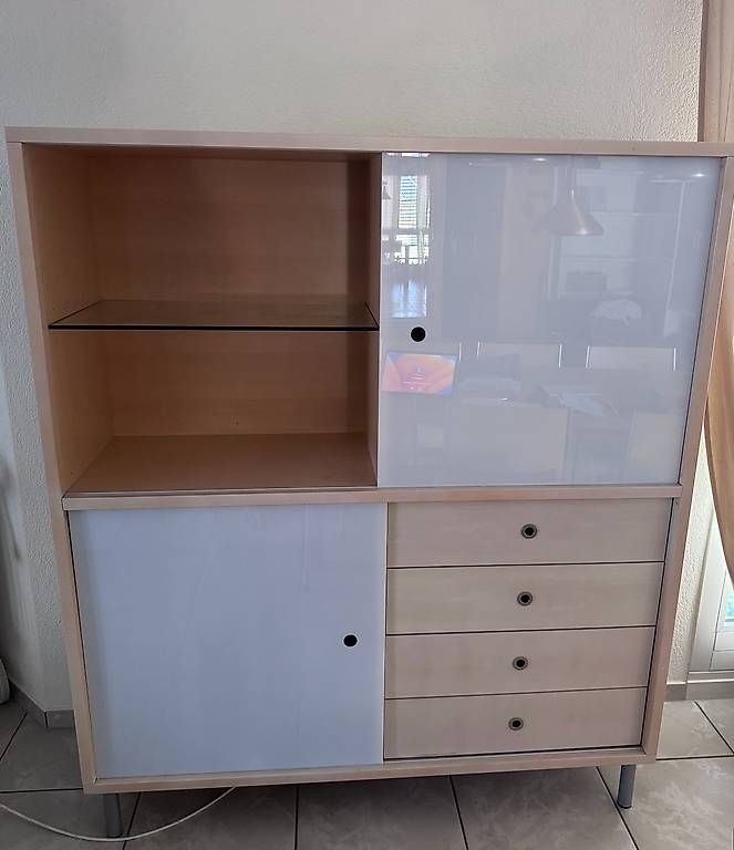 Vitrines: Highboard / Vitrine – D'occasion à Flawil par sakul95