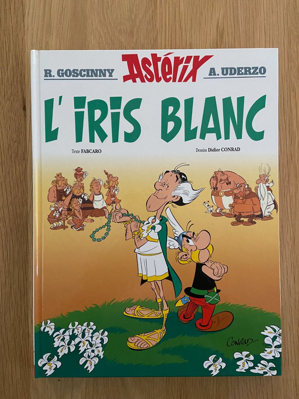 Fumetti: ASTERIX / TOME 40 / L'IRIS BLANC (EO) – Usato da Corcelles-près-Payerne venduto da 1562Comics