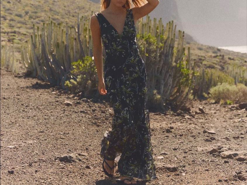 Vestiti: Robe longue fleurie S/Geblümtes Maxikleid S – Nuovo e nell'imballaggio originale da Veyras venduto da ValClasse