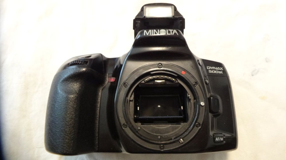 Minolta Fotocamera: MINOLTA DYNAX 500si SPI REF AF FILM KAM.NUR GEHAUSE.LÄÜFT – Usato da zürich venduto da ahmad01 7