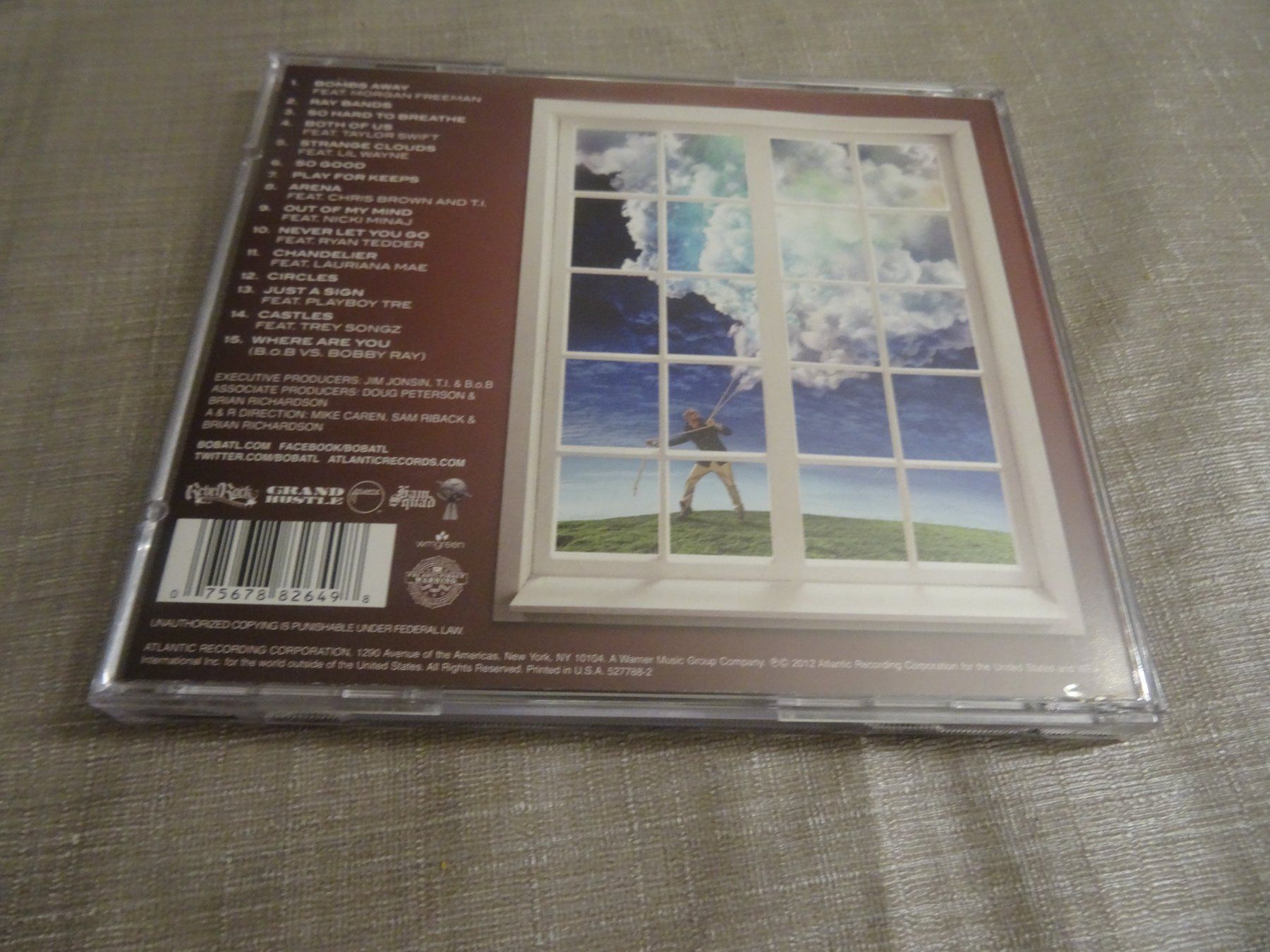 CD: B.o.B. - BOB Strange Clouds CD – Usato da Olten venduto da Disc-Ausverkauf 1