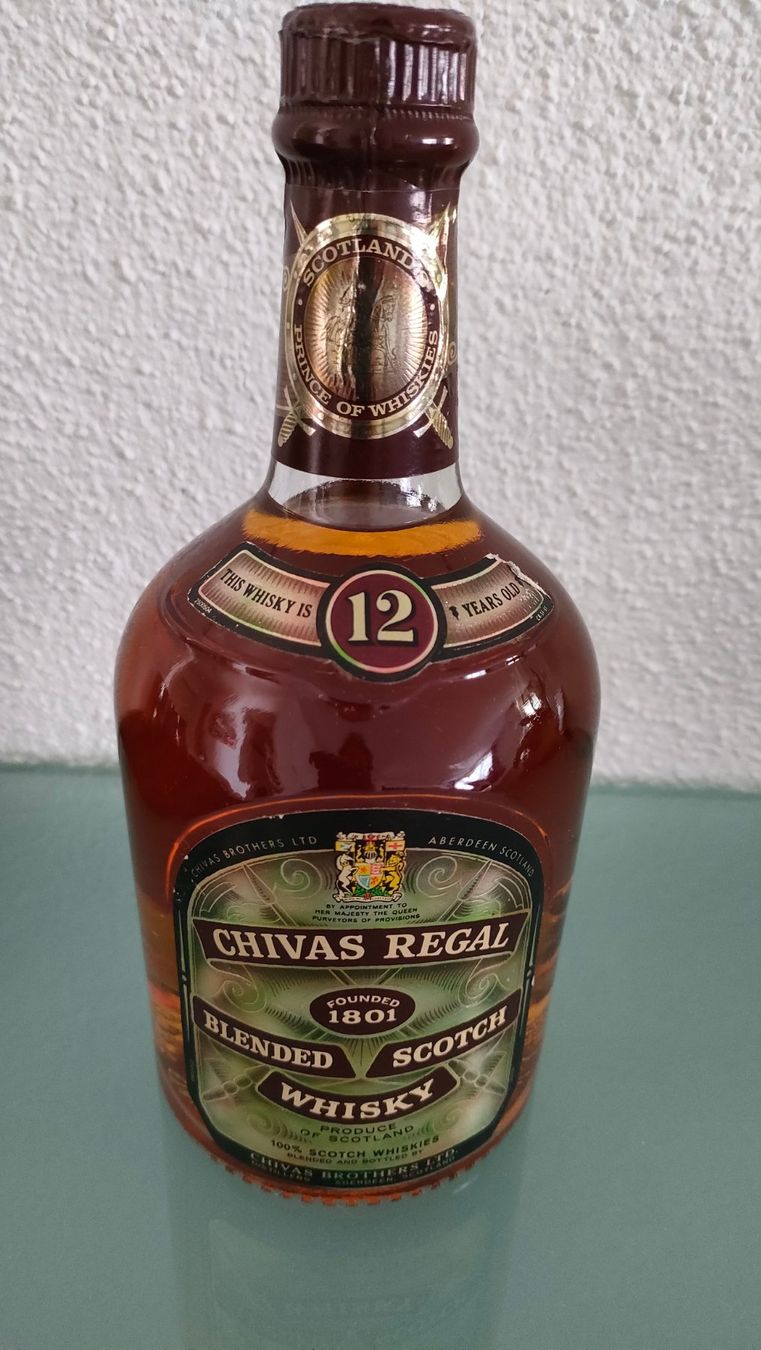 Chivas Regal Bevande alcoliche: Whisky Chivas Regal – Usato da Sirnach venduto da Grm5 1