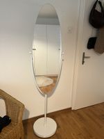 Weisser ovaler Standspiegel / Ganzkörperspiegel
