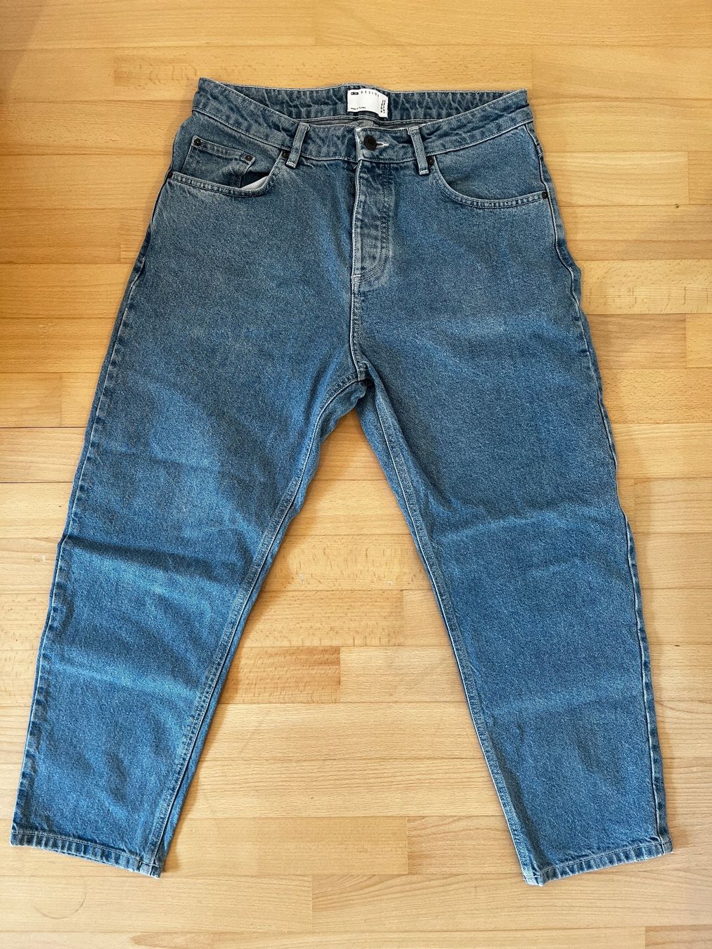 Asos Jeans: Jeans ASOS DESIGN – Nuovo (secondo la descrizione) da Zürich venduto da corinne.nussbaumer20