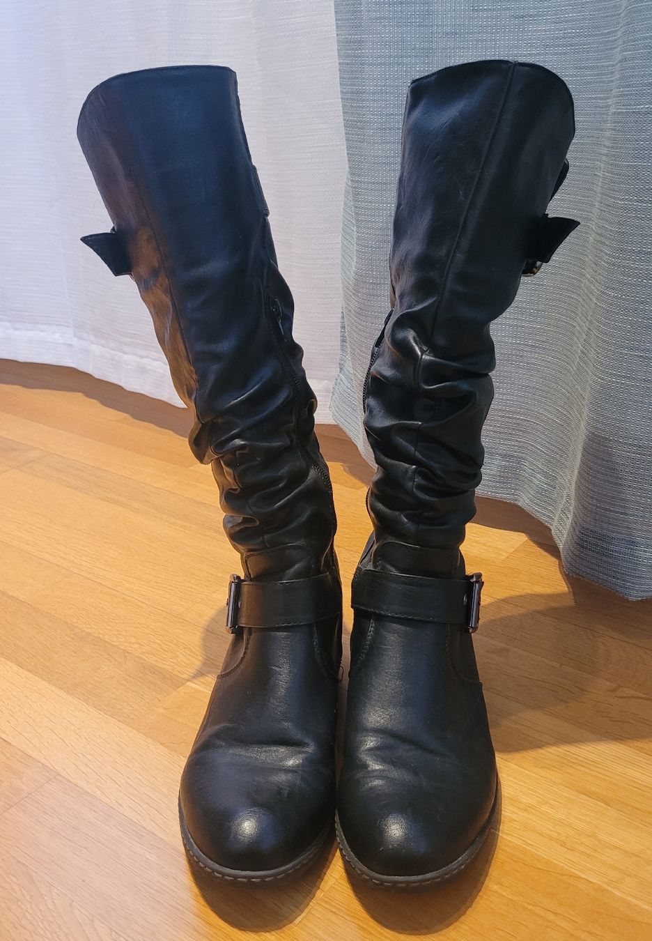 Damenschuhe: Stiefel – Gebraucht aus Tägertschi von 9__Saeru__9 2