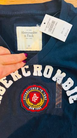 Abercrombie & Fitch Damen T-Shirt Gr. XS Navy Blau Neu