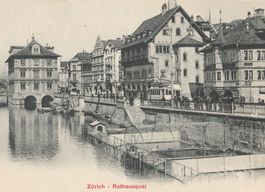 Zürich,  belebter Rathausquai um 1910