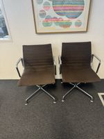 Eames Vitra Chairs EA 131/132 braun 2 Stk. guter Zustand