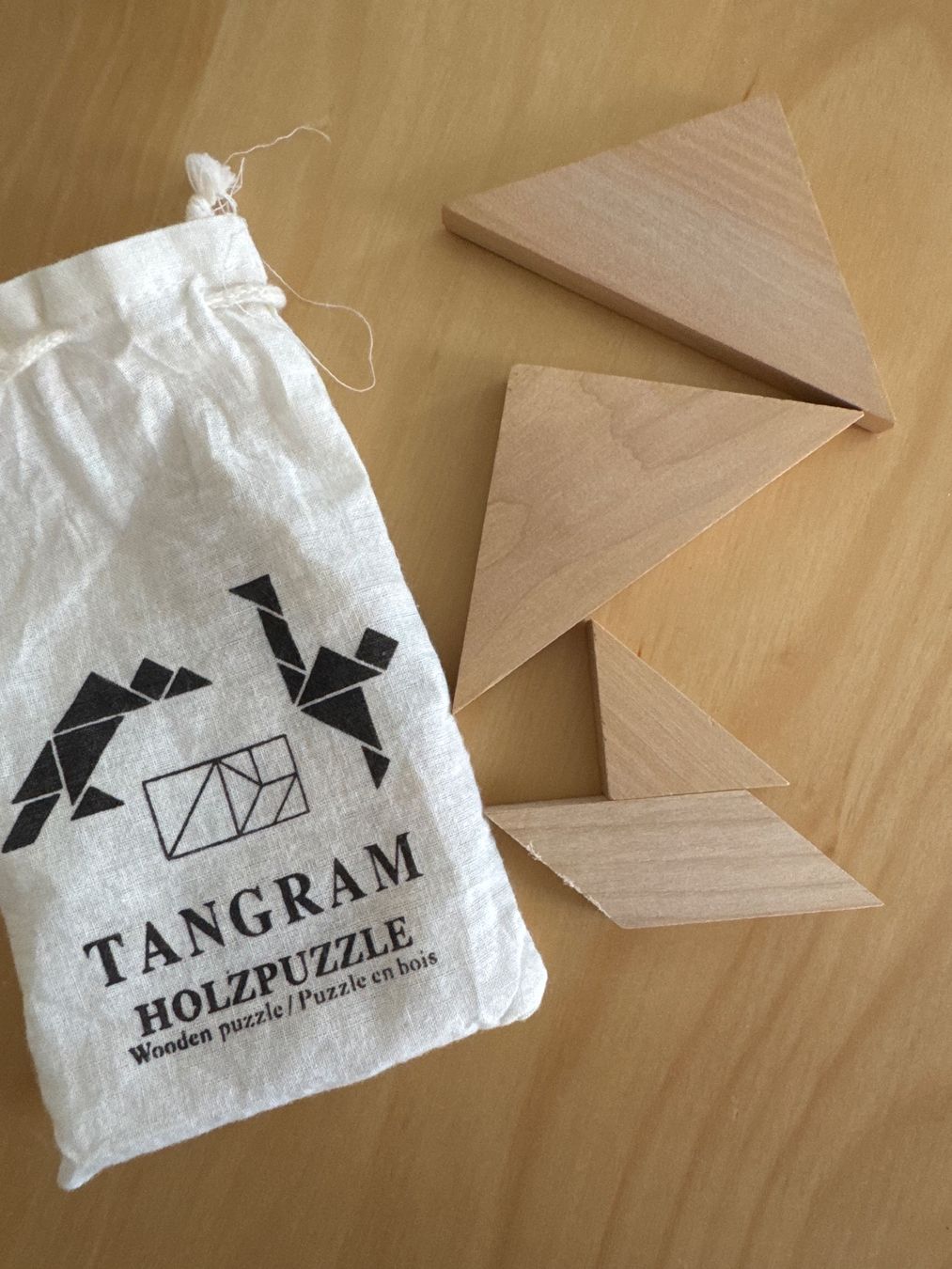 Puzzles: Tangram Holzpuzzle im Stoffbeutel – Gebraucht aus Goldach von Hibiskus23 1