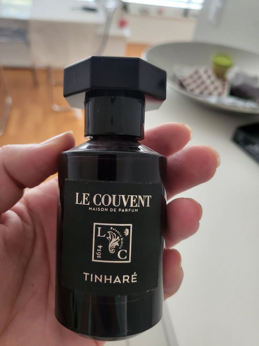Profumi & Eau de Toilette: LE COUVENT TINHARE 50 ml – Nuovo (secondo la descrizione) da Basel venduto da mar_7xq7