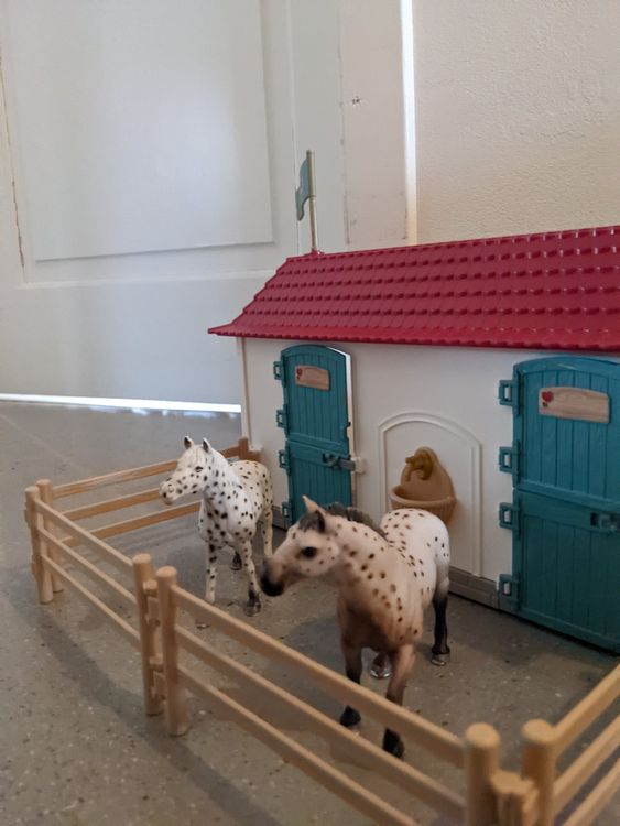 Schleich Haus mit Stall Horse Club Kaufen auf Ricardo