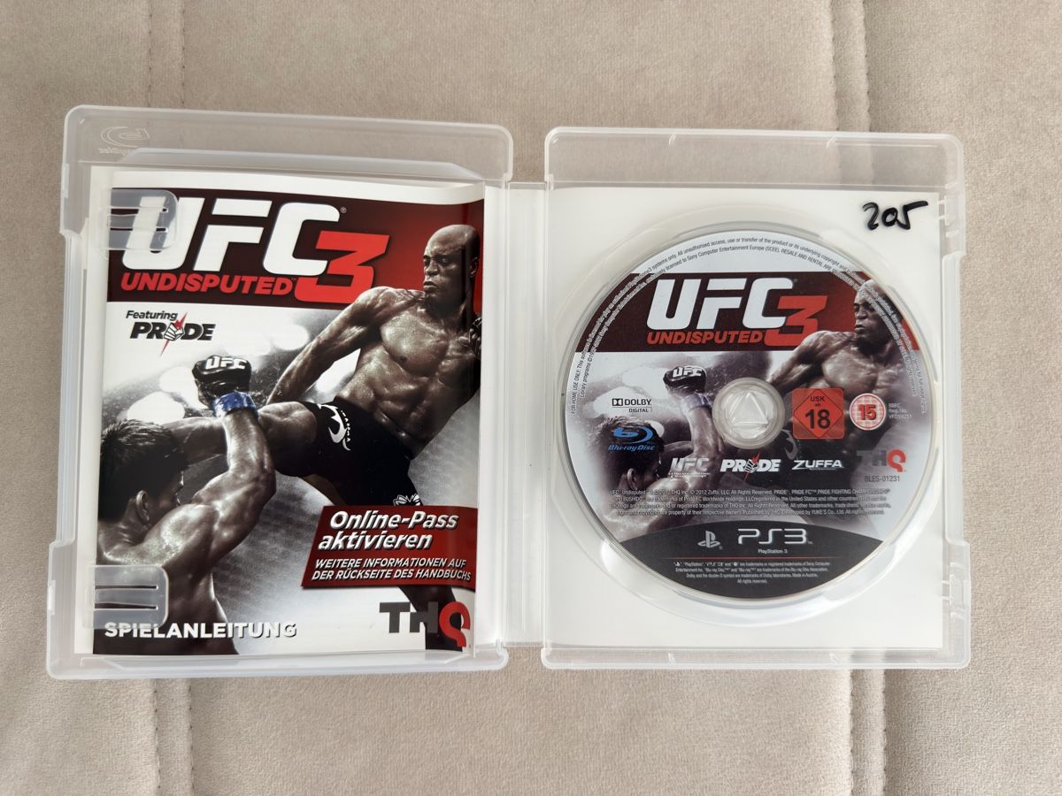 Giochi: PS3 - UFC Undisputed 3 – Usato da Dübendorf venduto da R.O.G 2