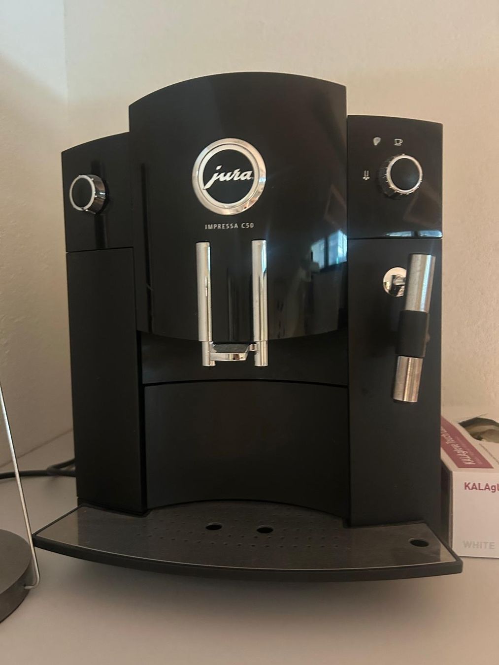 Jura Macchine per caffè & Macchine per espresso: Jura Kaffemaschine – Usato da Bern venduto da mer_r5l8