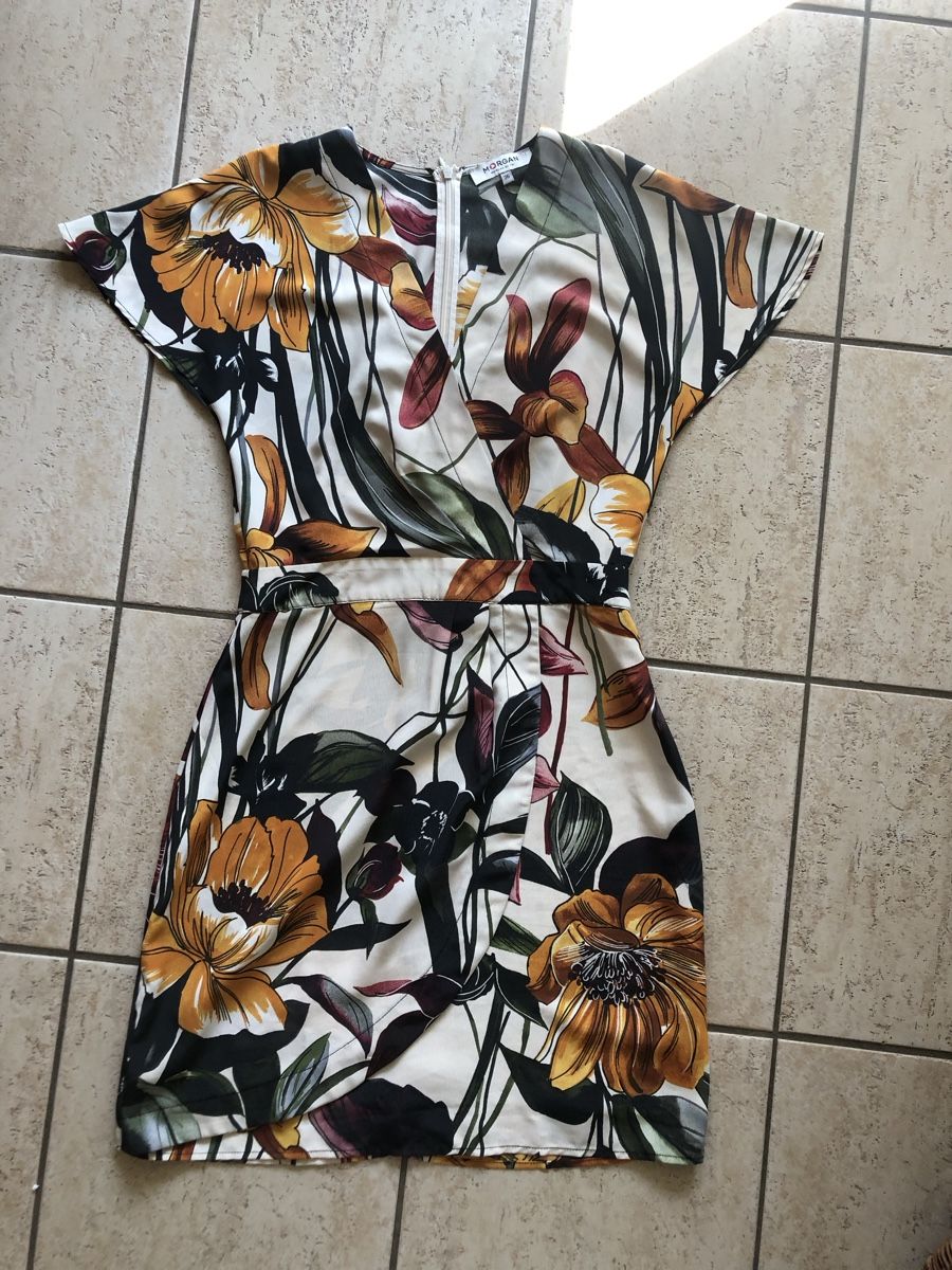 Robes: Kleid - 36 – D'occasion à Chêne-Bourg par sienna8245
