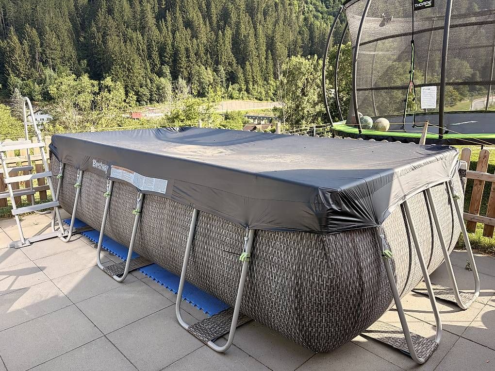Piscine: Pool Bestway – Usato da Danis venduto da nic_k7j5