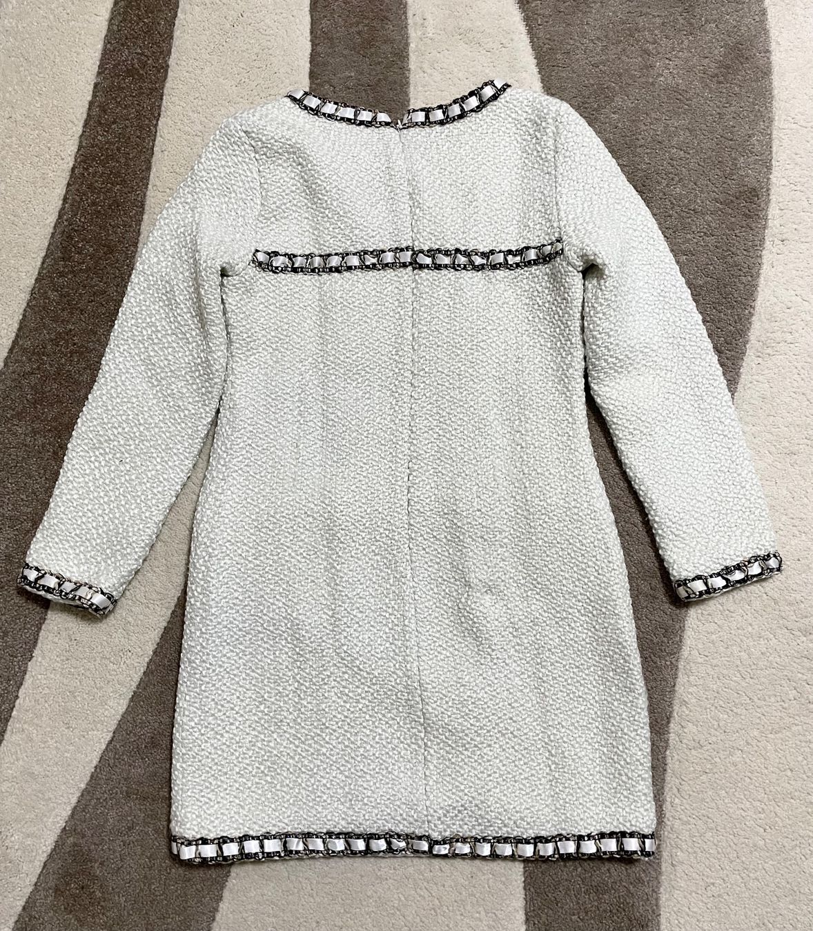 Robes: TWEED KLEID – D'occasion à Zürich par Mina_09 2