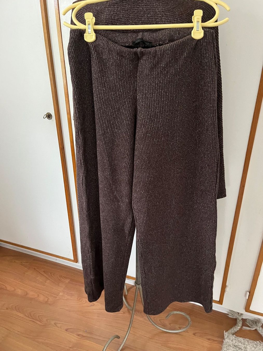 Zara Lotti di vestiti: ZARA Strickset Gr. M – Usato da Utzenstorf venduto da Ismaele 1