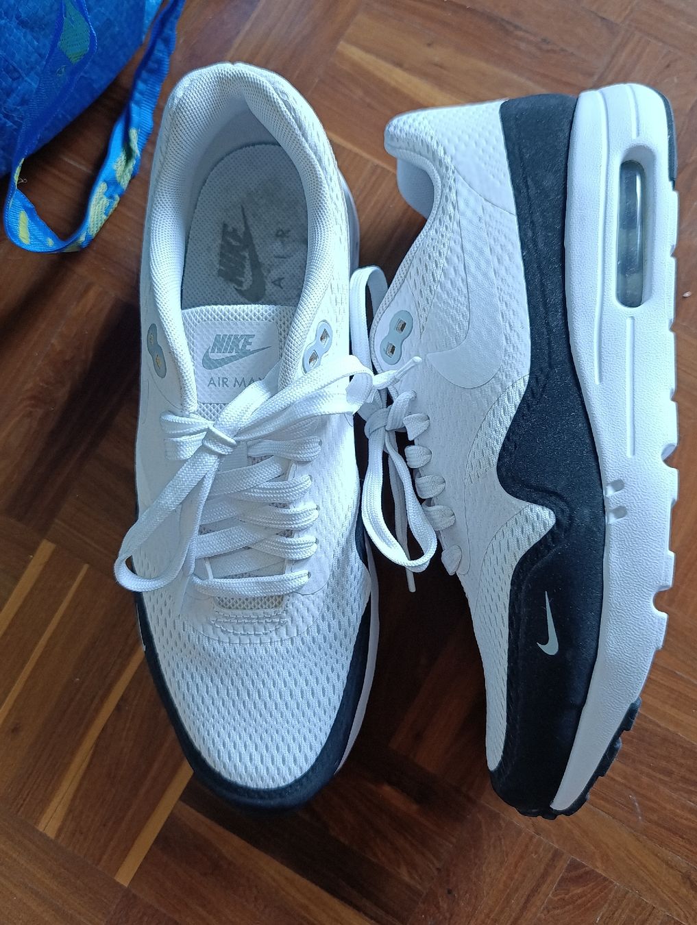 Nike Scarpe da uomo: Nike Air Max 1 Grösse 42.5 – Usato da Baar venduto da L.isa28