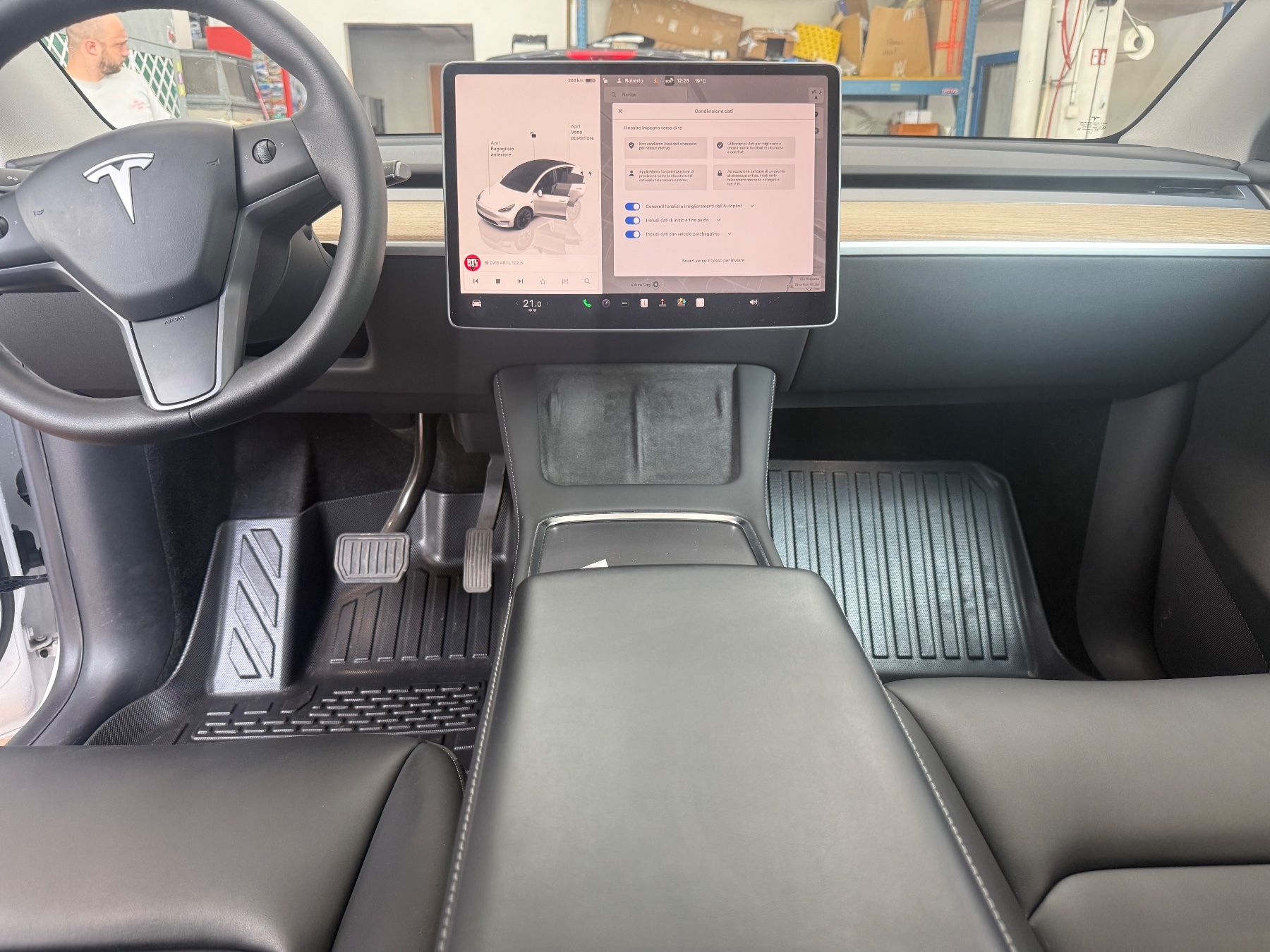 Tesla Automobili: Tesla Model Y Dual Motor Long Range 09.2022 – Usato da Riva San Vitale venduto da tft96 4