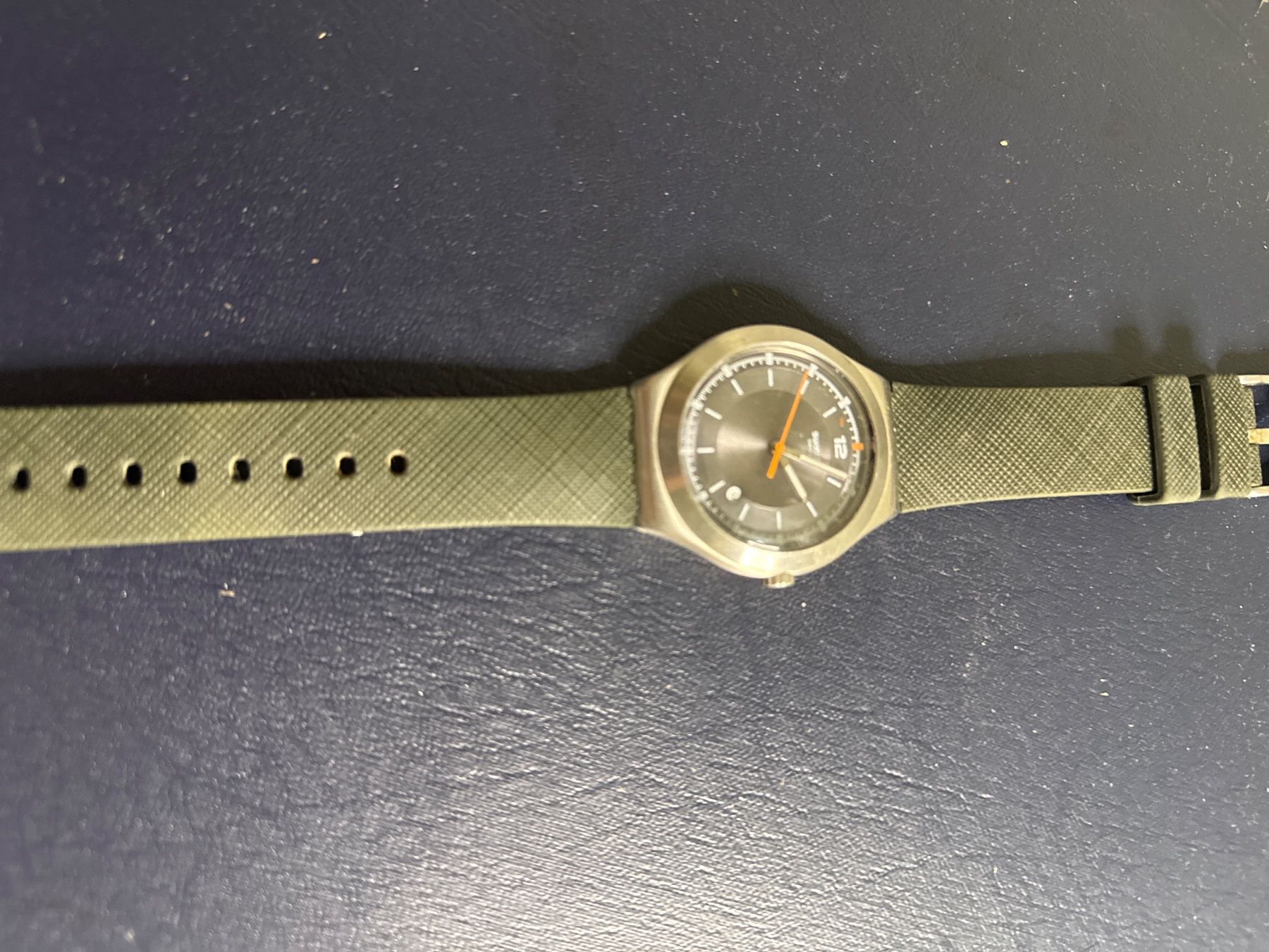 Swatch Montres: Swatch 2014 – D'occasion à Pfeffingen par Allhandelklgwatches 2
