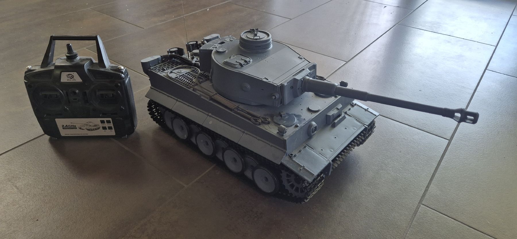 Modellbausätze & Standmodelle: Panzer – Gebraucht aus Wuppenau von Suenneli10