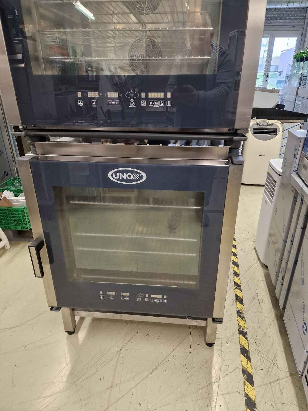 Elettrodomestici da cucina: Unox steamer – Usato da Niederwangen BE venduto da HasGastrobedarf 4