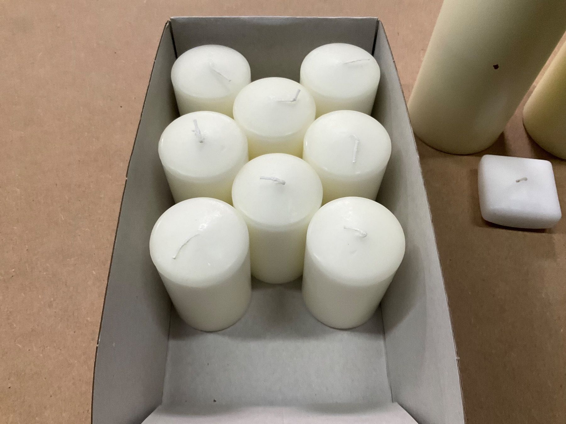 Candele: 836 Posten Kerzen Rohlinge aus Liquidation – Nuovo (secondo la descrizione) da Derendingen venduto da Meisterstuecke 1
