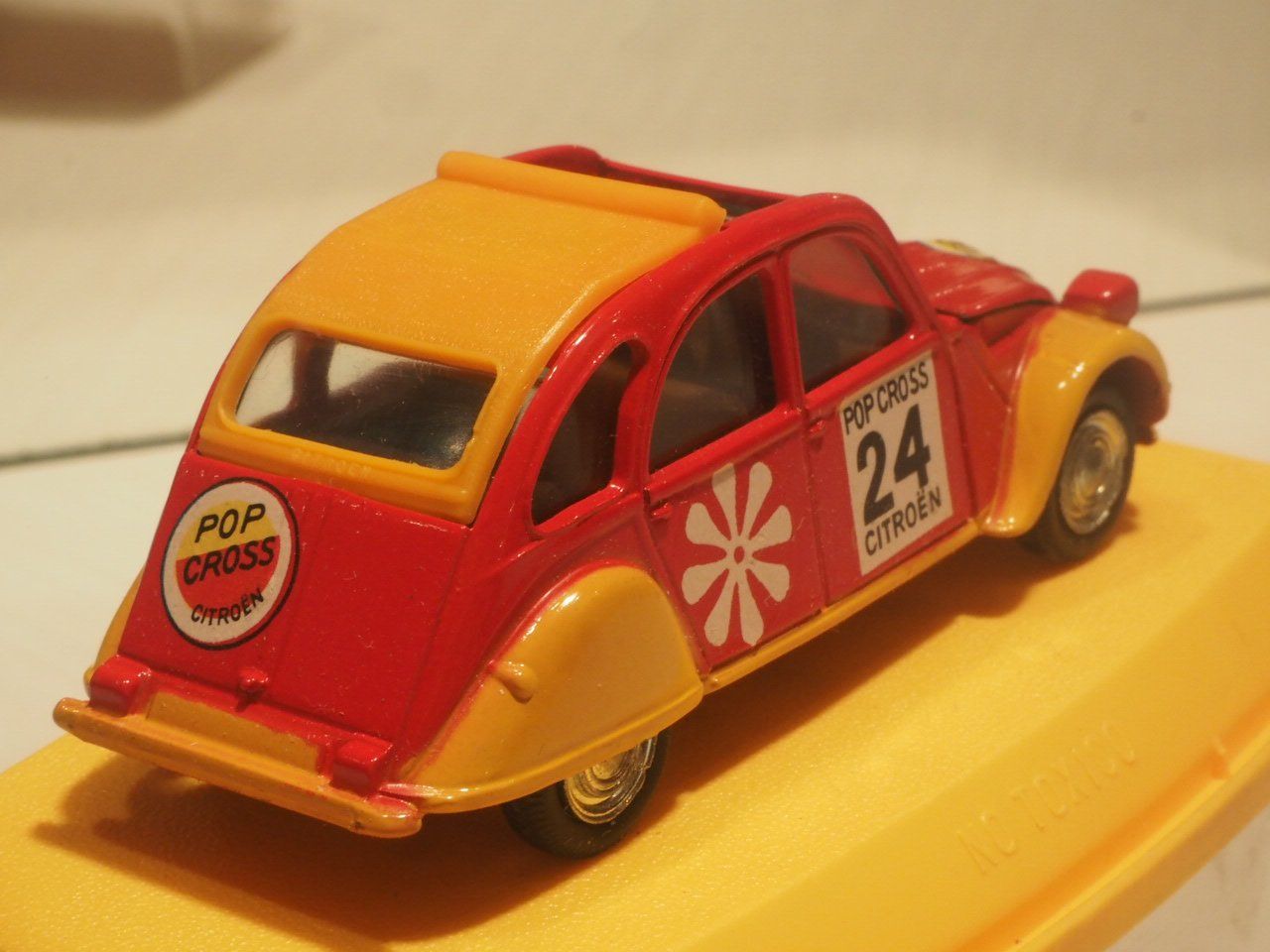 Citroën Modellautos: Citroen 2CV Pop Cross - Pilen – Gebraucht aus Winterthur von 602ccm 2