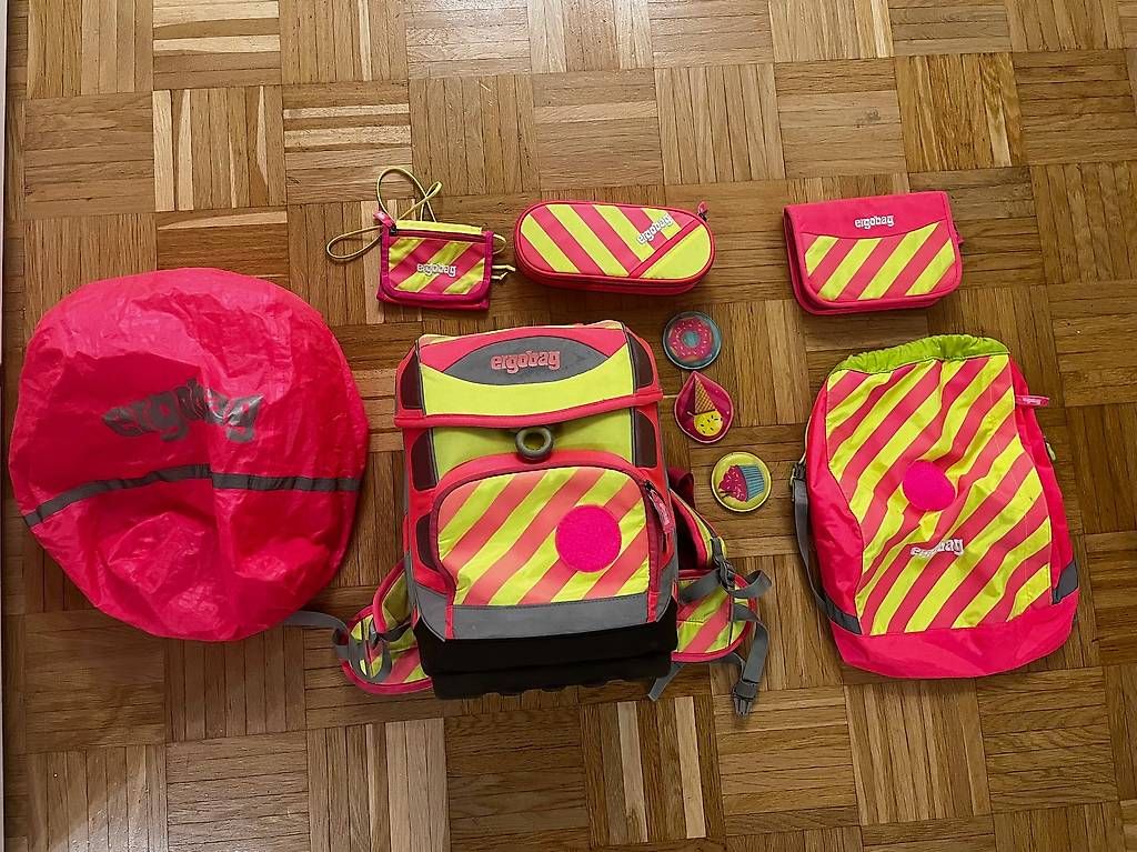 Borse & Zaini: Kinder Schultasche Ergobag Cubo Set – Usato da Wil SG venduto da Mattyo